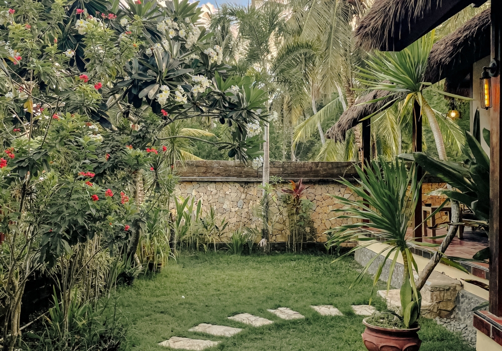 Interior view of Bungalow Queen